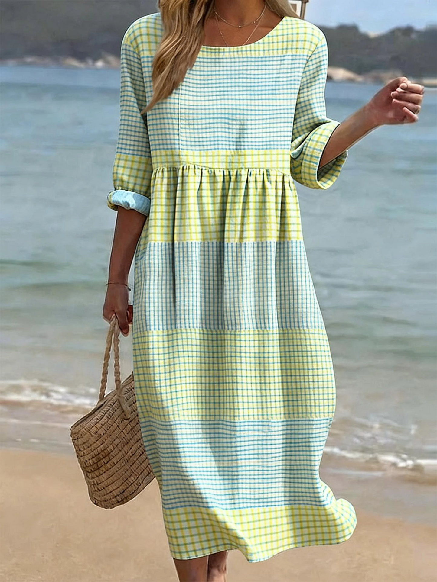 Penelope | Women’s casual midi dress with round neck