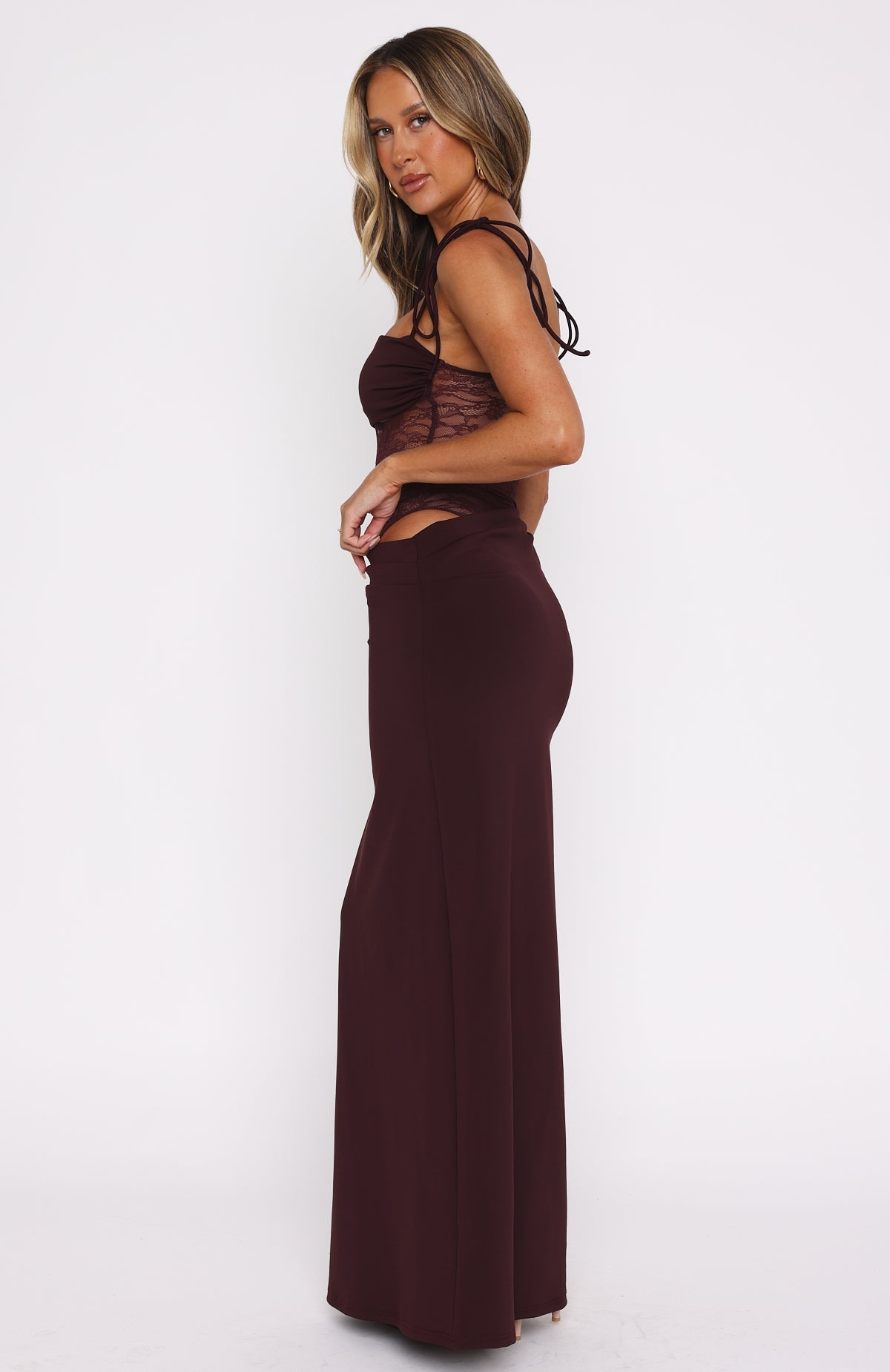Naomi | Women's elegant maxi dress with lace panel side slit