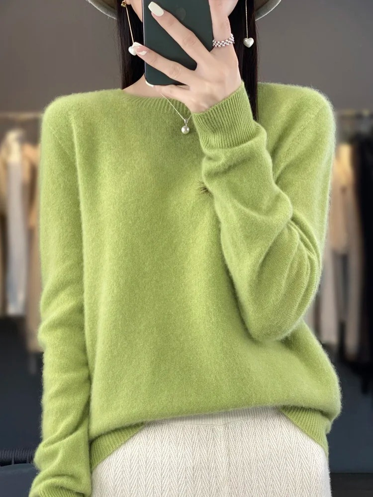 Carolyn | Women's Soft Elegant Knit Pullover with Round Neck