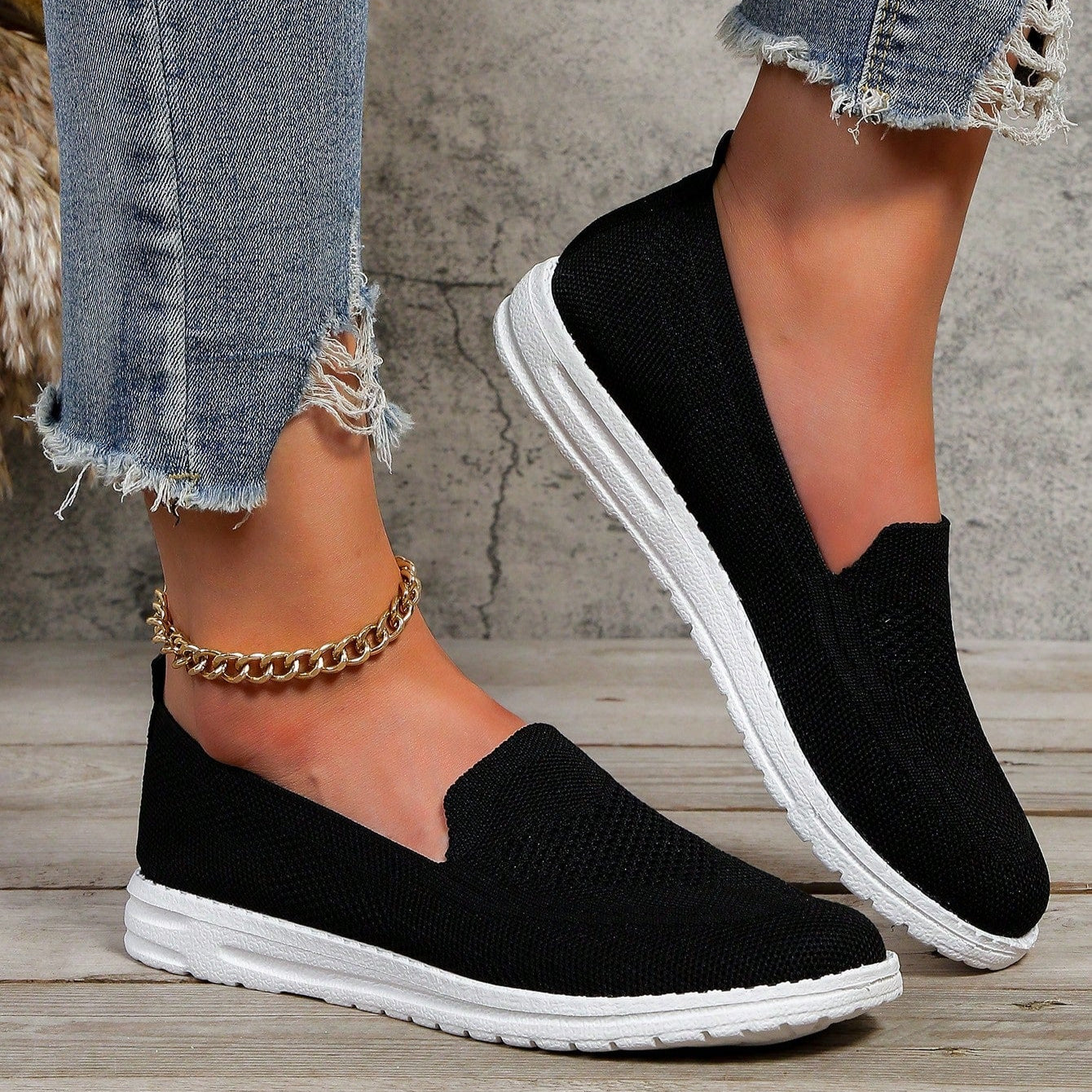 Raelynn | Women’s casual slip on walking sneakers