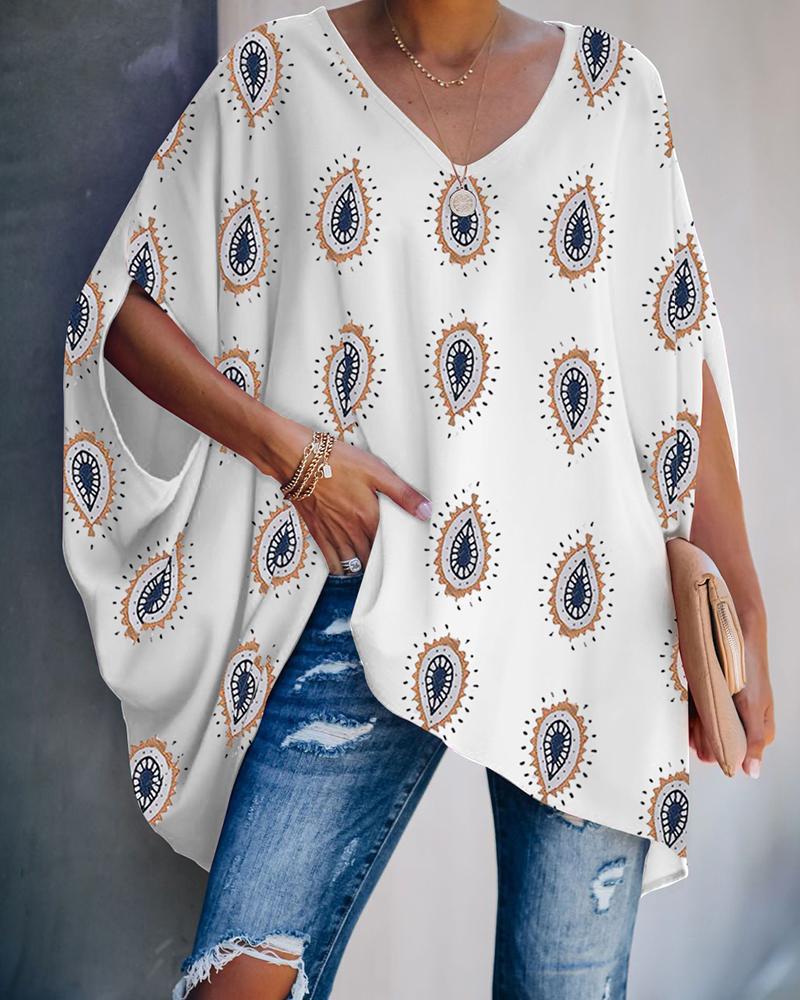 Aria | Women's Oversized V-Neck Poncho with Casual Fit