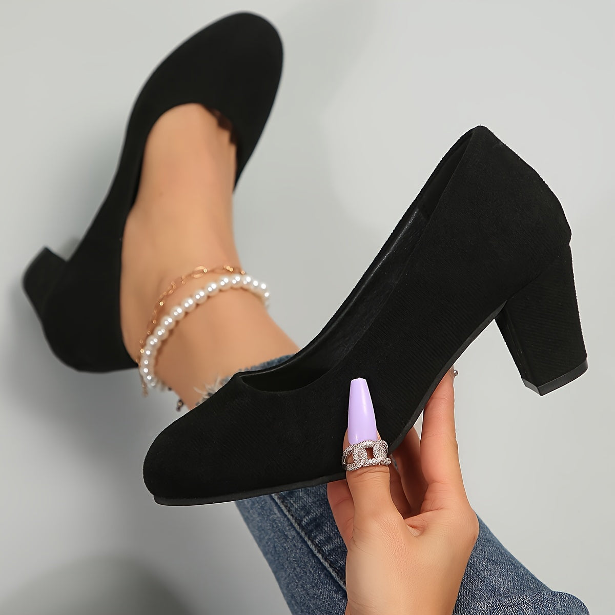 Vera | Comfortable Closed Toe Block Heel Pumps
