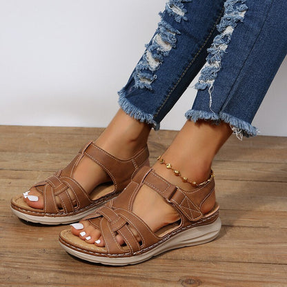 Zoe | Women's walking sandals with arch support straps