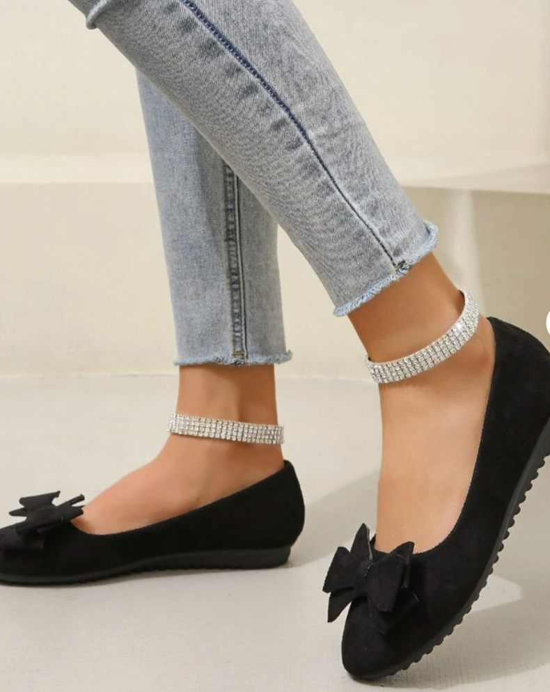 Anniston | Women’s Rounded-Toe Ballet Flats with Soft Bow | Classic