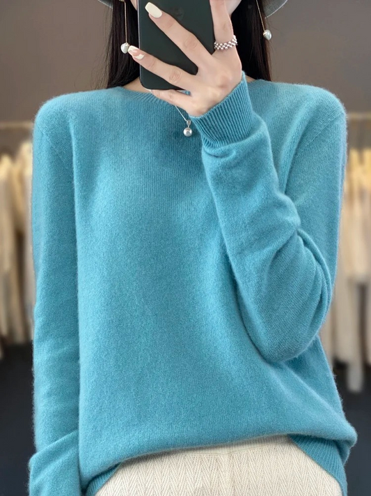 Carolyn | Women's Soft Elegant Knit Pullover with Round Neck