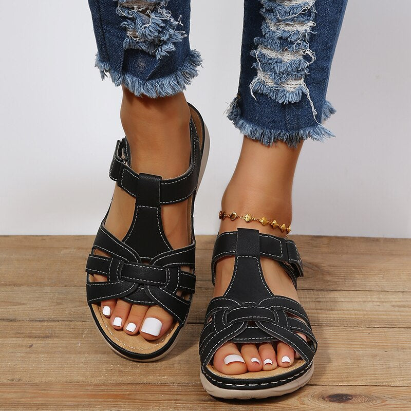 Zoe | Women's walking sandals with arch support straps