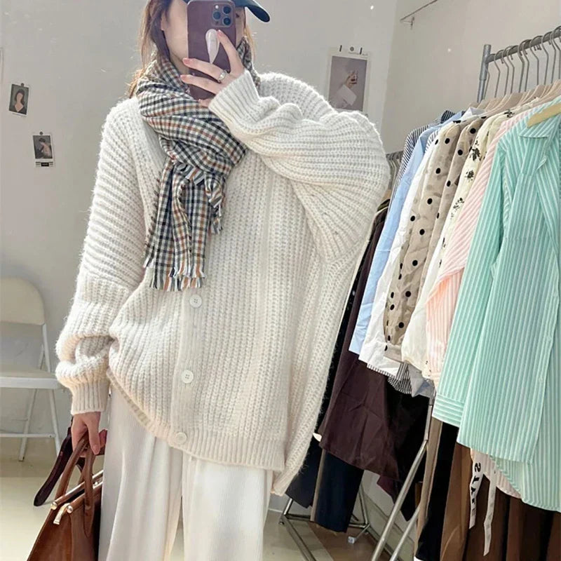 Janet | Women's Oversized Knit Cardigan with Buttons