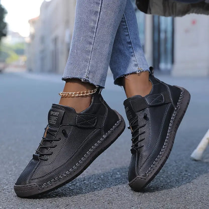 Olina | Women sneakers with lace up design and platform sole