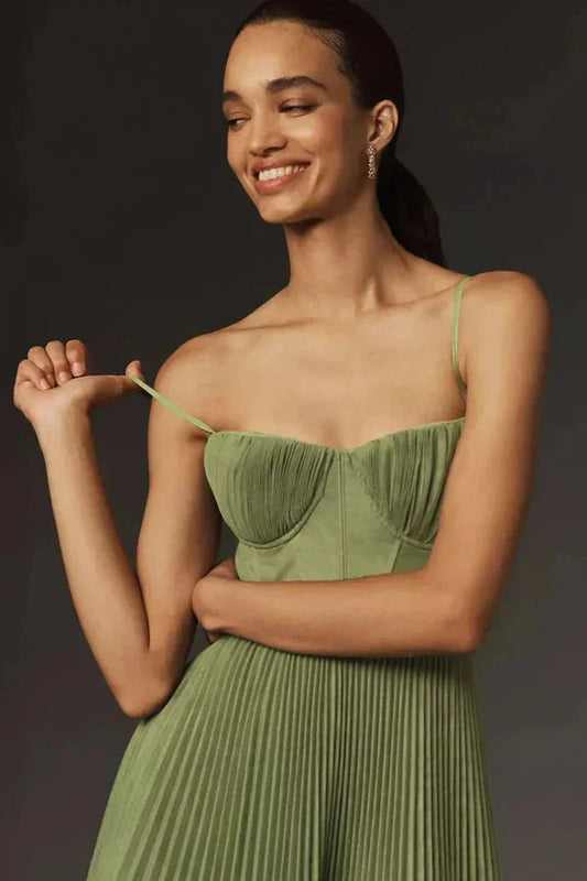 Scarlett | Women's maxi dress with pleated skirt and straps