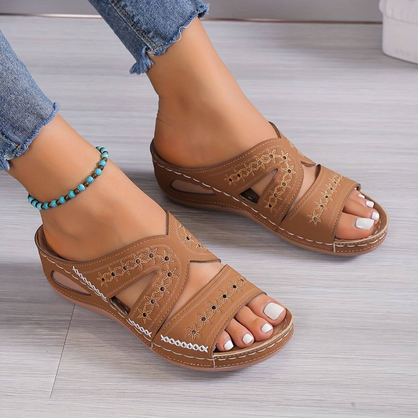 Zoey | Orthopedic Slip Resistant Sandals with Open Cut Design