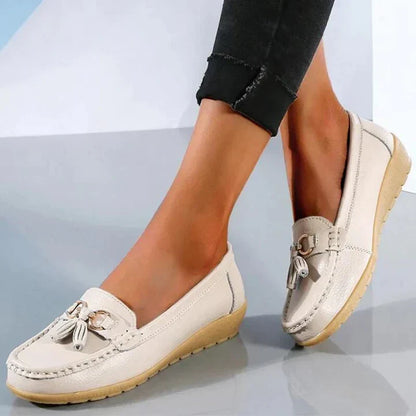 Zariah | Women’s cushioned work moccasins with tassel