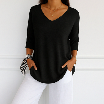 Aveline | Women sweater with V neck and short sleeves design