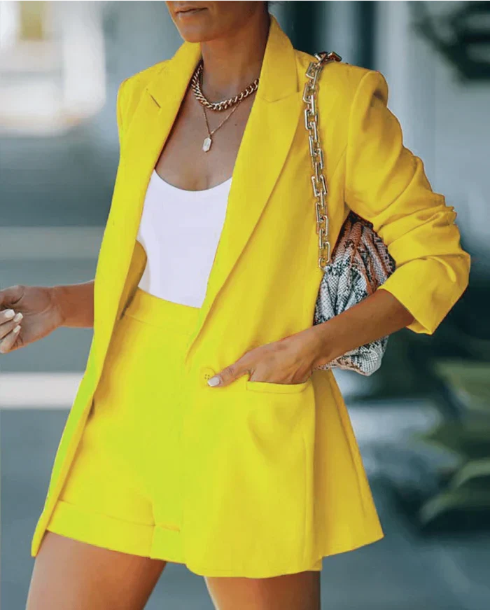 Dorothy | Elegant Blazer and Shorts Set with Pockets