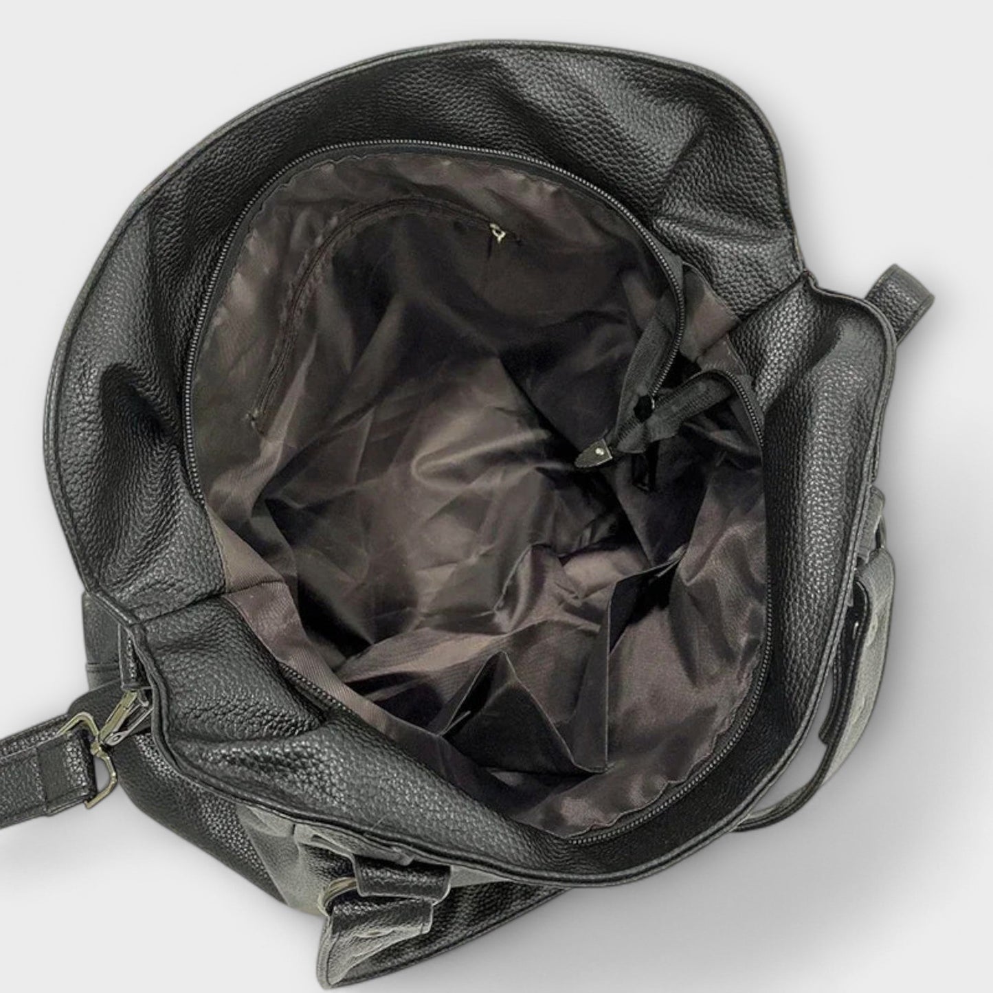 Ariana | Women shoulder bag with soft structure and side strap