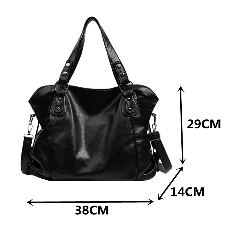 Ariana | Women shoulder bag with soft structure and side strap