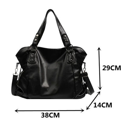 Ariana | Women shoulder bag with soft structure and side strap