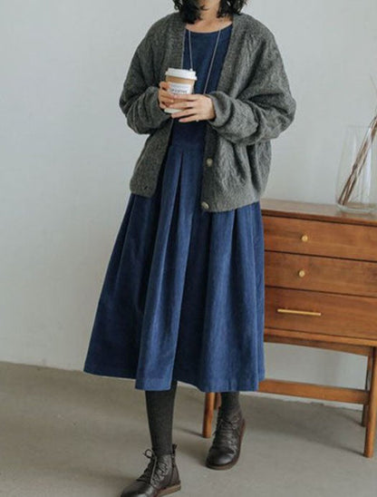 Zerra | Velvet midi dress with long sleeves