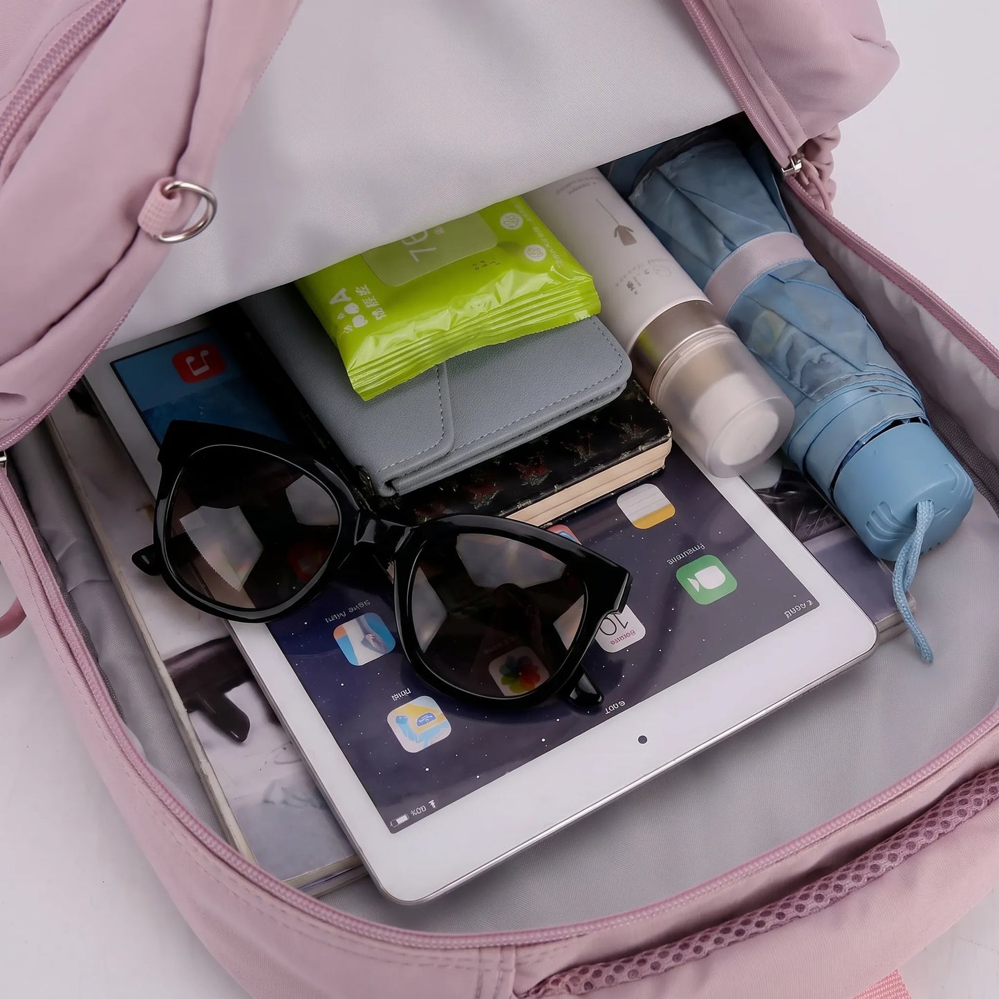Ariana | Spacious Backpack with Practical Pockets for School & Daily Use