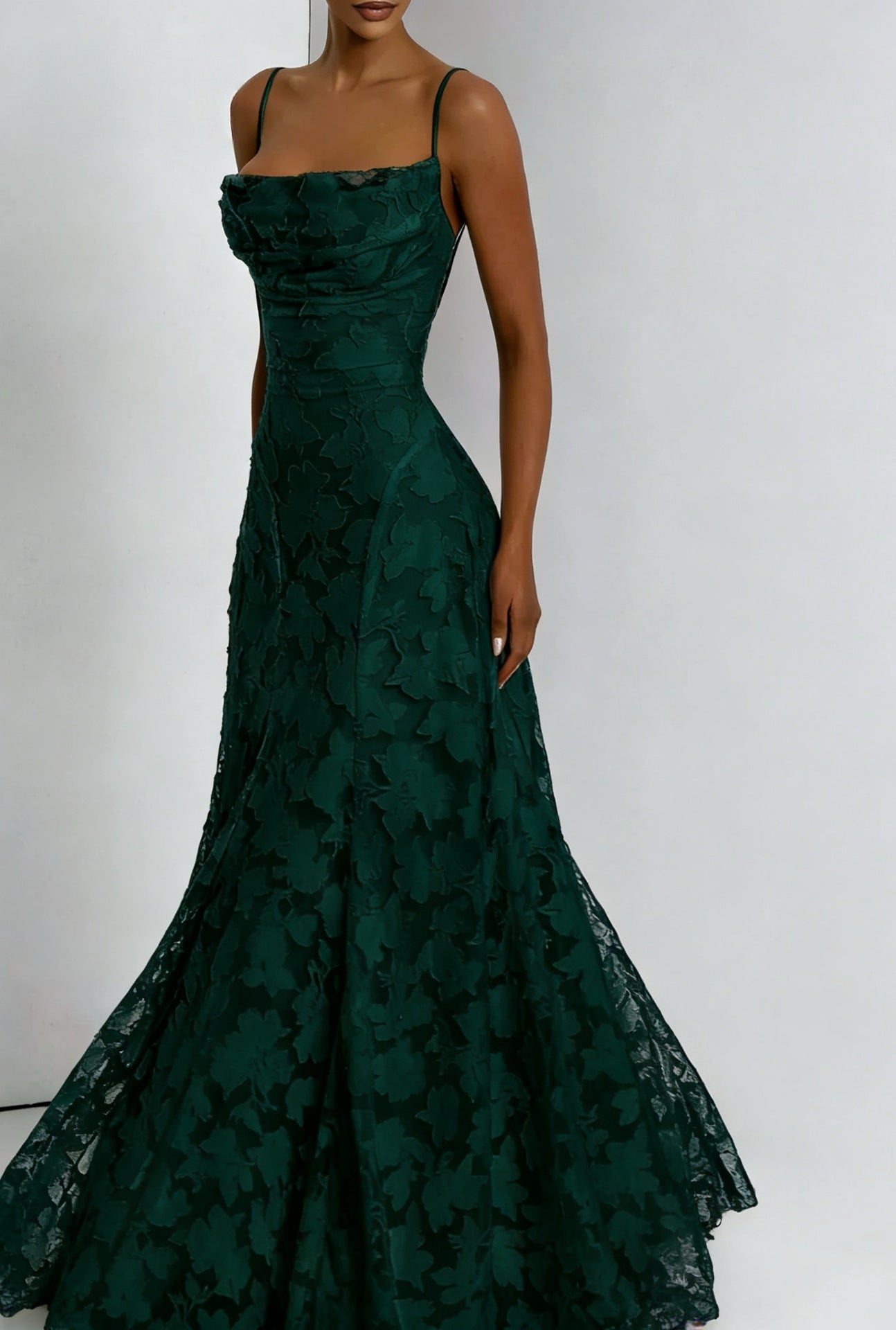 Elowen | Women’s maxi dress with floral lace appliqués