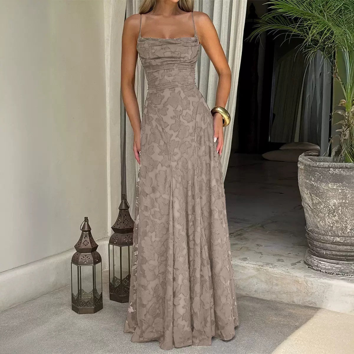 Elowen | Women’s maxi dress with floral lace appliqués