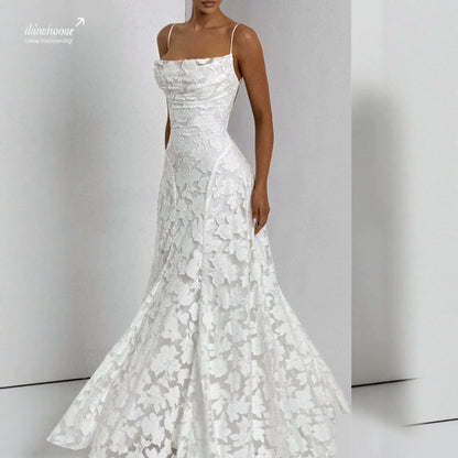 Elowen | Women’s maxi dress with floral lace appliqués