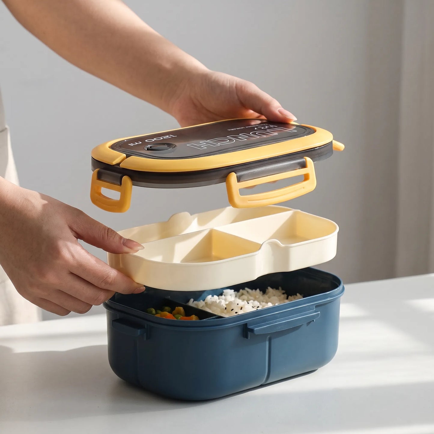Naomi | Portable Bento Box with Compartments and Two-Tier Design