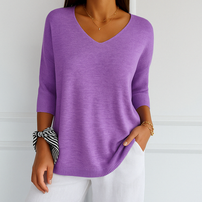 Aveline | Women sweater with V neck and short sleeves design