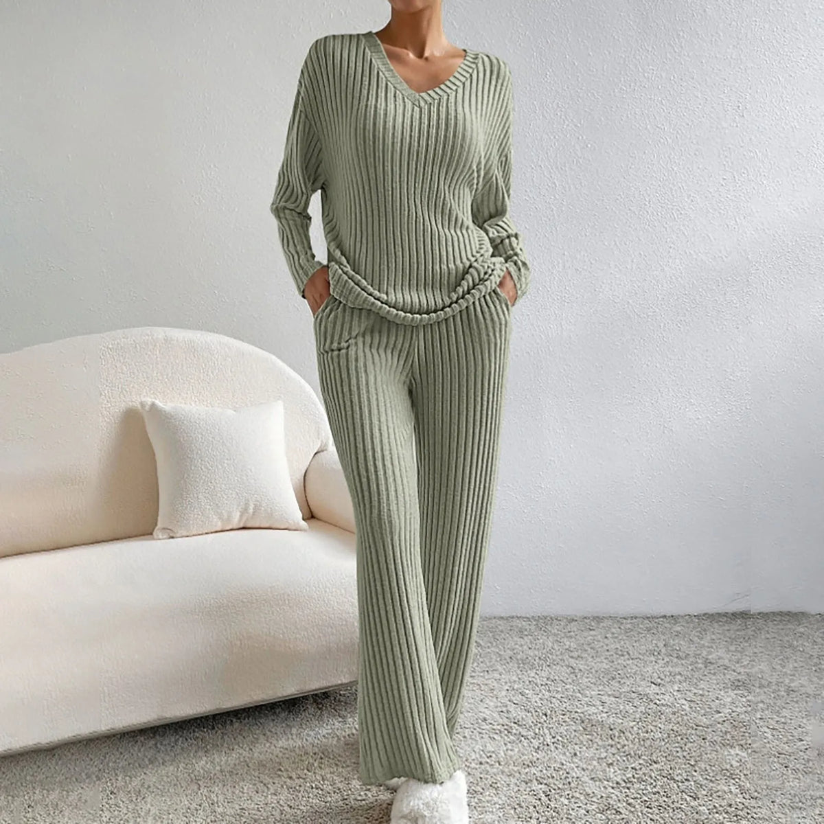 Betty | Knitted Piece Set with Ribbed Texture