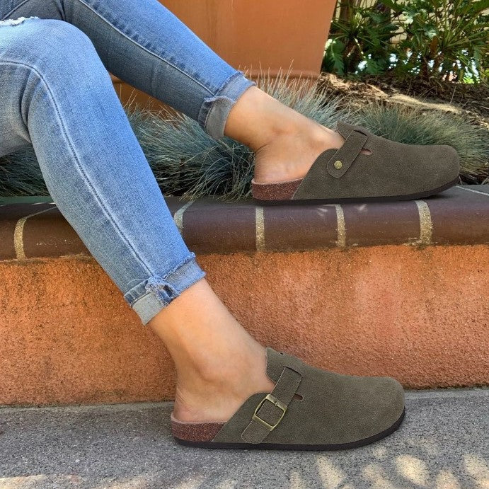 Kamryn | Women’s Closed-Toe Cork Sandals with Adjustable Strap | Perfect