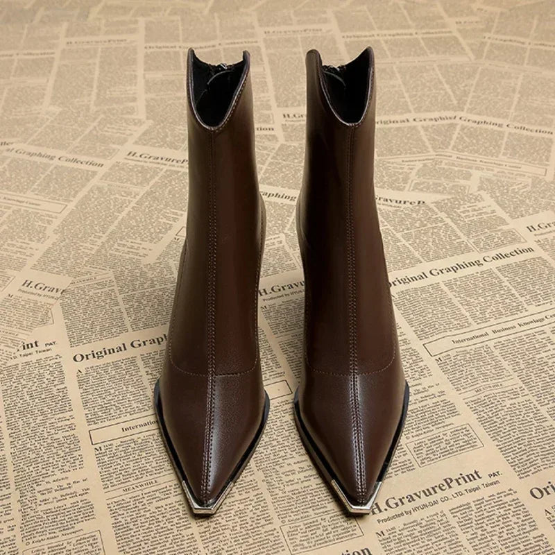 Avery | Leather Ankle Boots with Pointed Toe and Block Heel