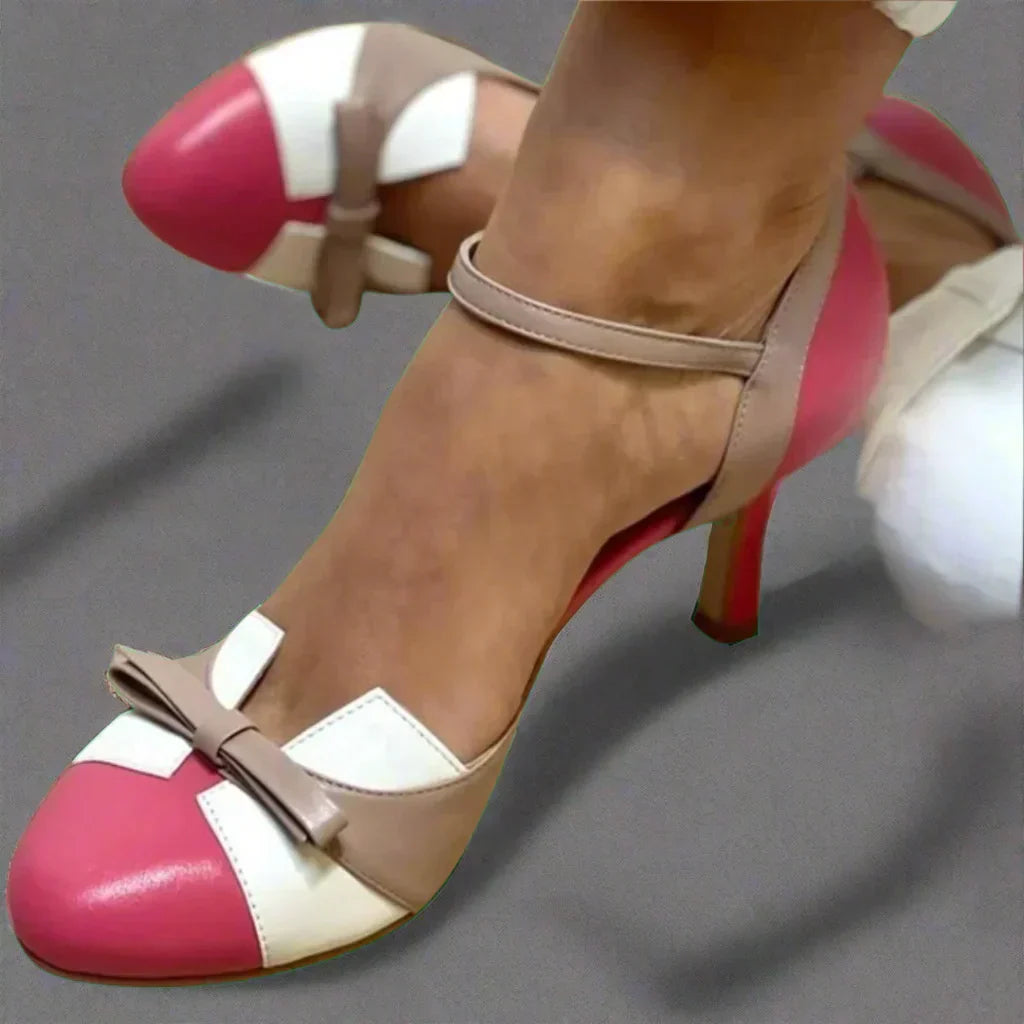 Carmen | Women pumps with bow detail and ankle strap design