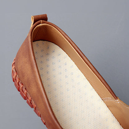 Luke | Men loafers with slip on design and stitching detail