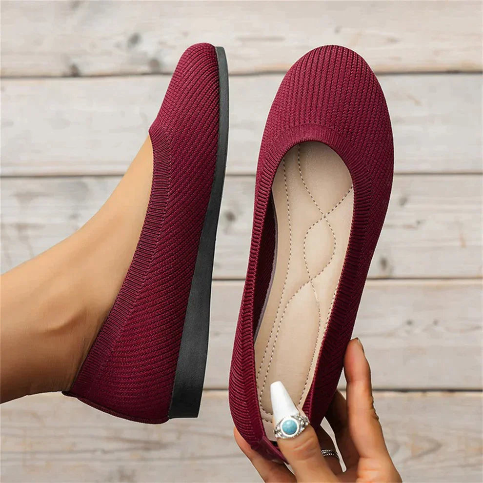 Xiomara | Women’s Round-Toe Ballet Flats with Soft Interior | Plush