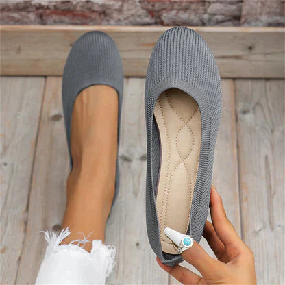Xiomara | Women’s Round-Toe Ballet Flats with Soft Interior | Plush
