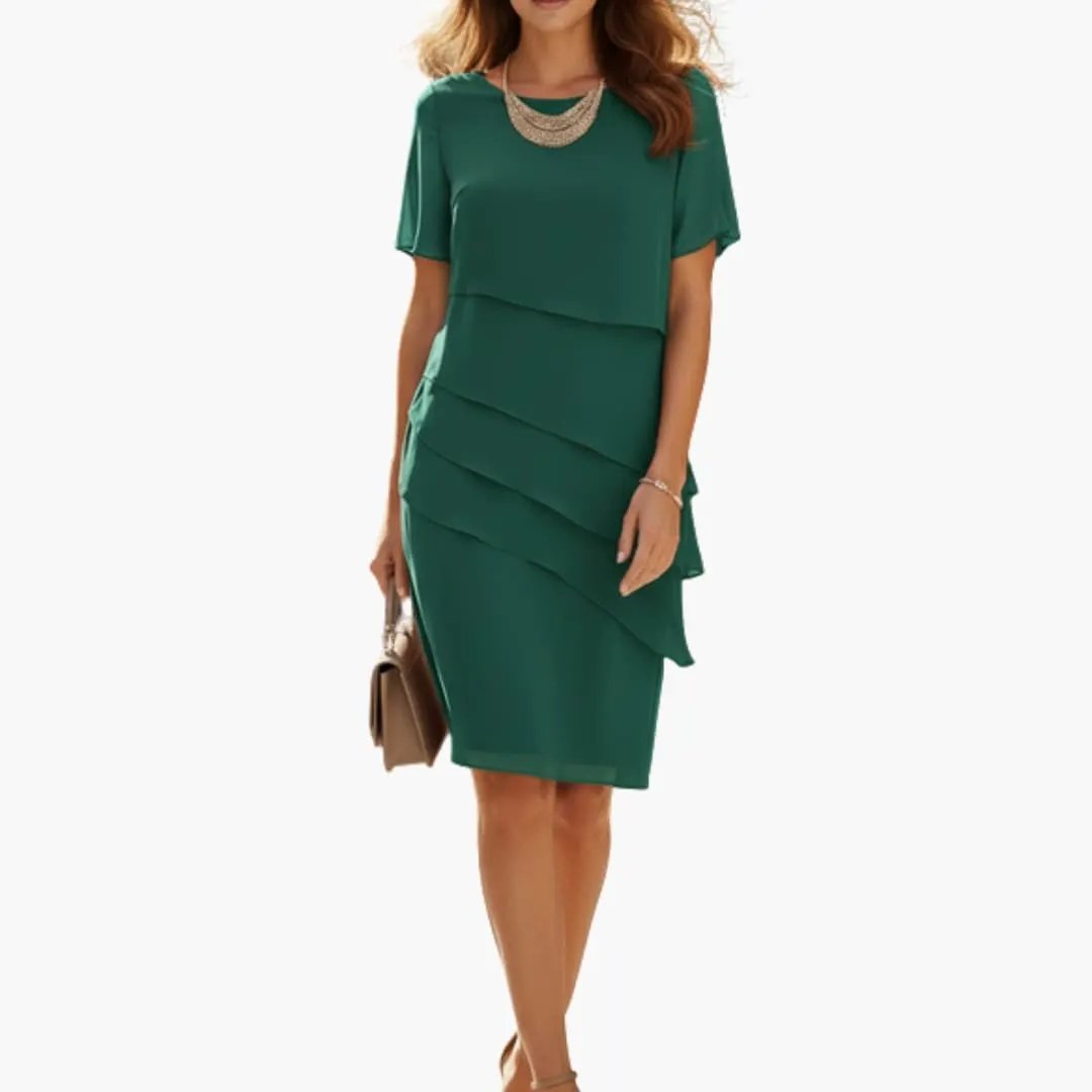 Diana | Women's fitted dress with defined waist and side pockets