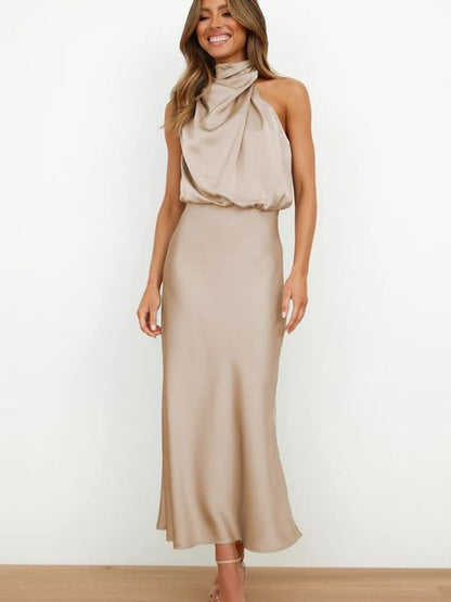 Kensington | Elegant cocktail dress with halterneck fit