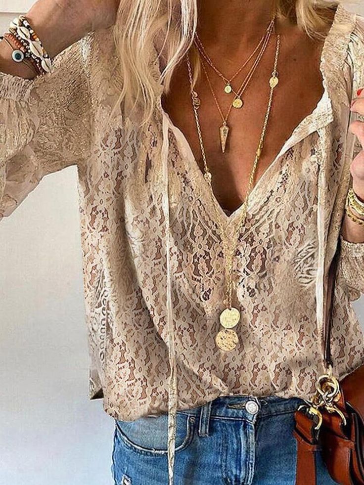 Sienna | Women elegant blouse with V-neck and long sleeves