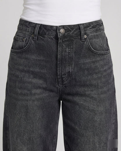 Westlyn | Women’s High-Waist Relaxed Tapered Jeans | Casual
