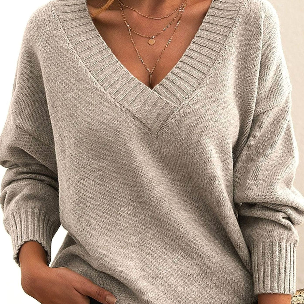 Victoria | Women's Oversize V-neck Knit Pullover with Long Sleeves