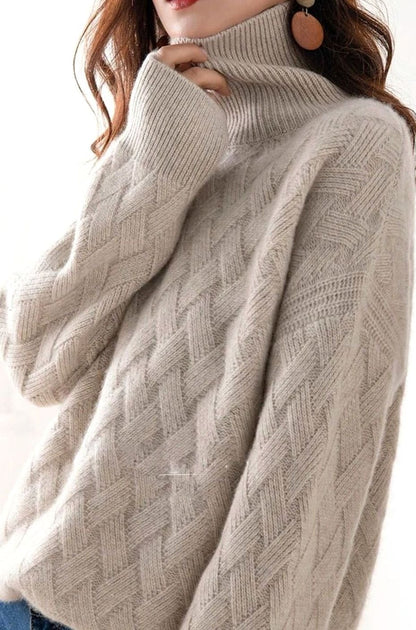 Elizabeth | Women's Oversized Cable Knit Turtleneck Sweater with Cashmere