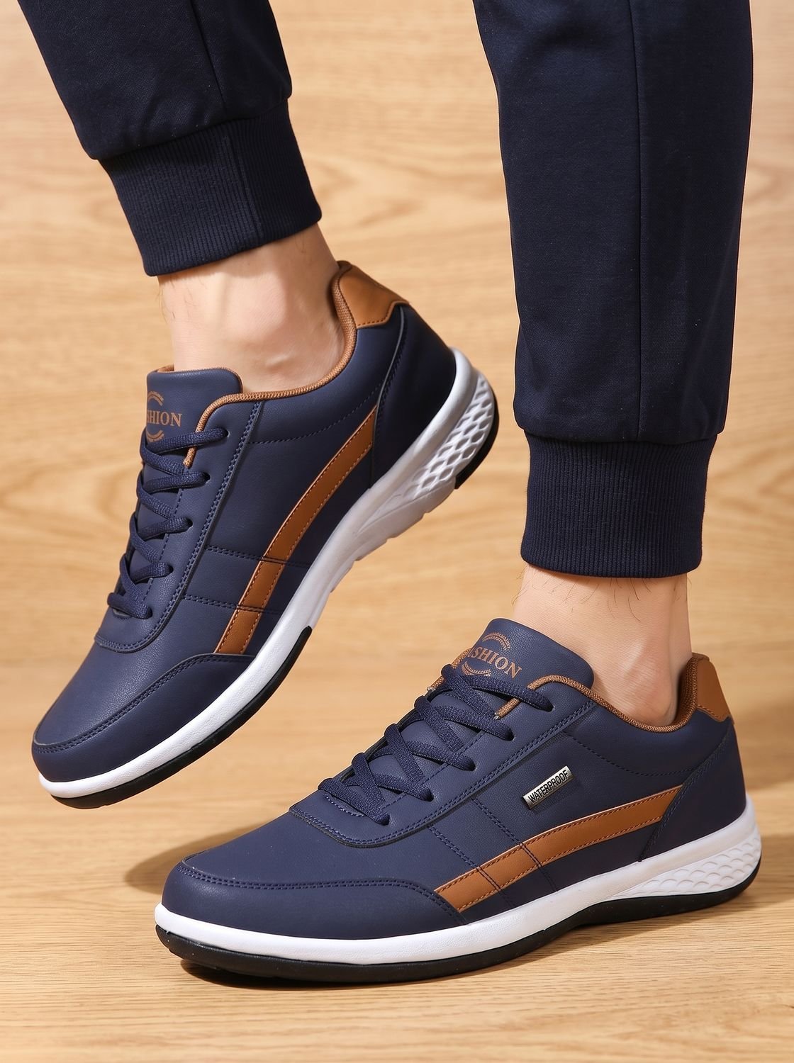 Benjamin | Men's Orthopedic Waterproof Sneakers with Non-Slip Lace-up Design