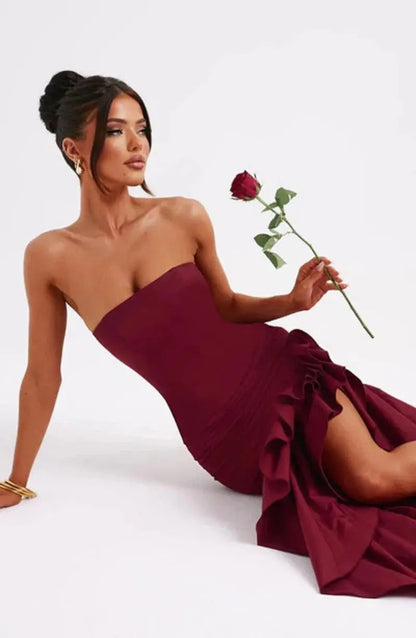 Primrose | Elegant strapless maxi dress with ruffle split