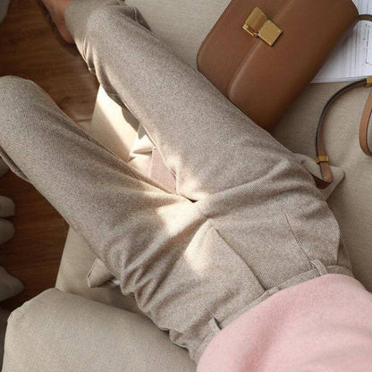 Elias | Tailored Trousers with Belt Loops and Button Closure