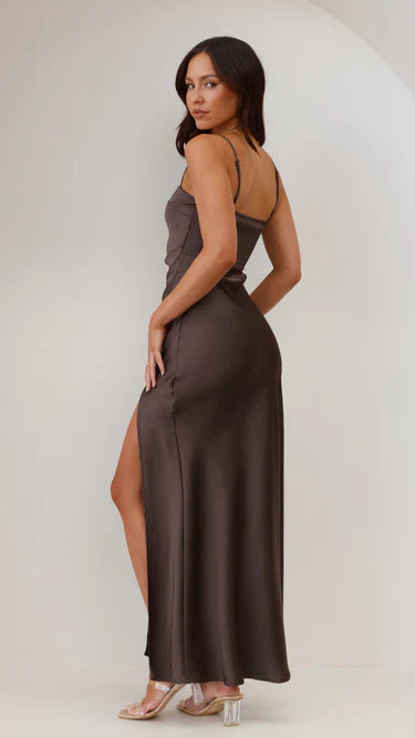 Savannah | Satin maxi dress with spaghetti straps slit