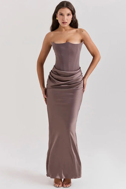 Evelyn | Exclusive maxi dress with timeless elegance