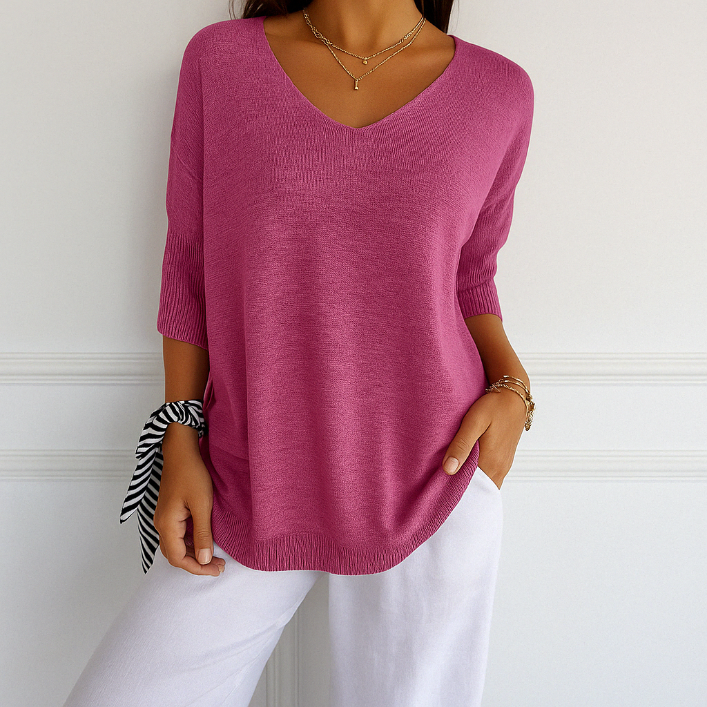 Aveline | Women sweater with V neck and short sleeves design