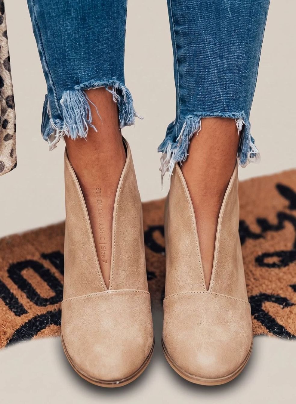 Betty | Women's Pointed Toe Ankle Boots with Block Heel